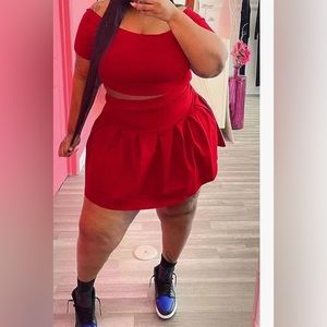 ✨⭐️Nice red skirts set